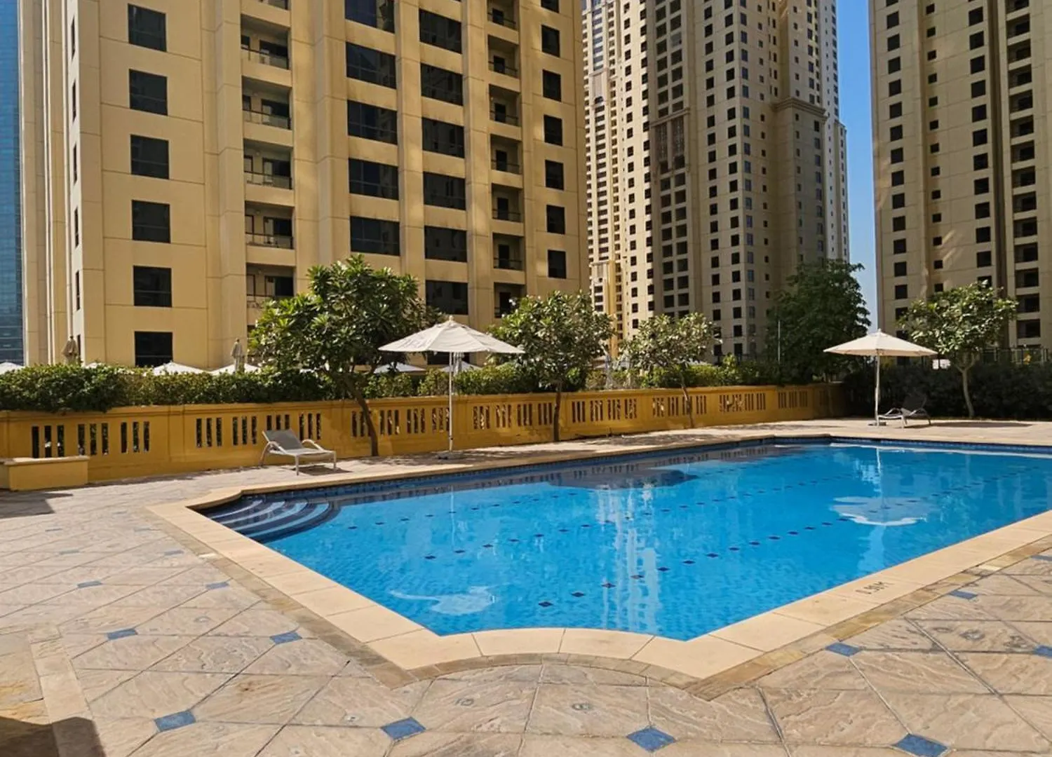 Modern Jbr Studio With Beach & Pool Access - Dubai Marina